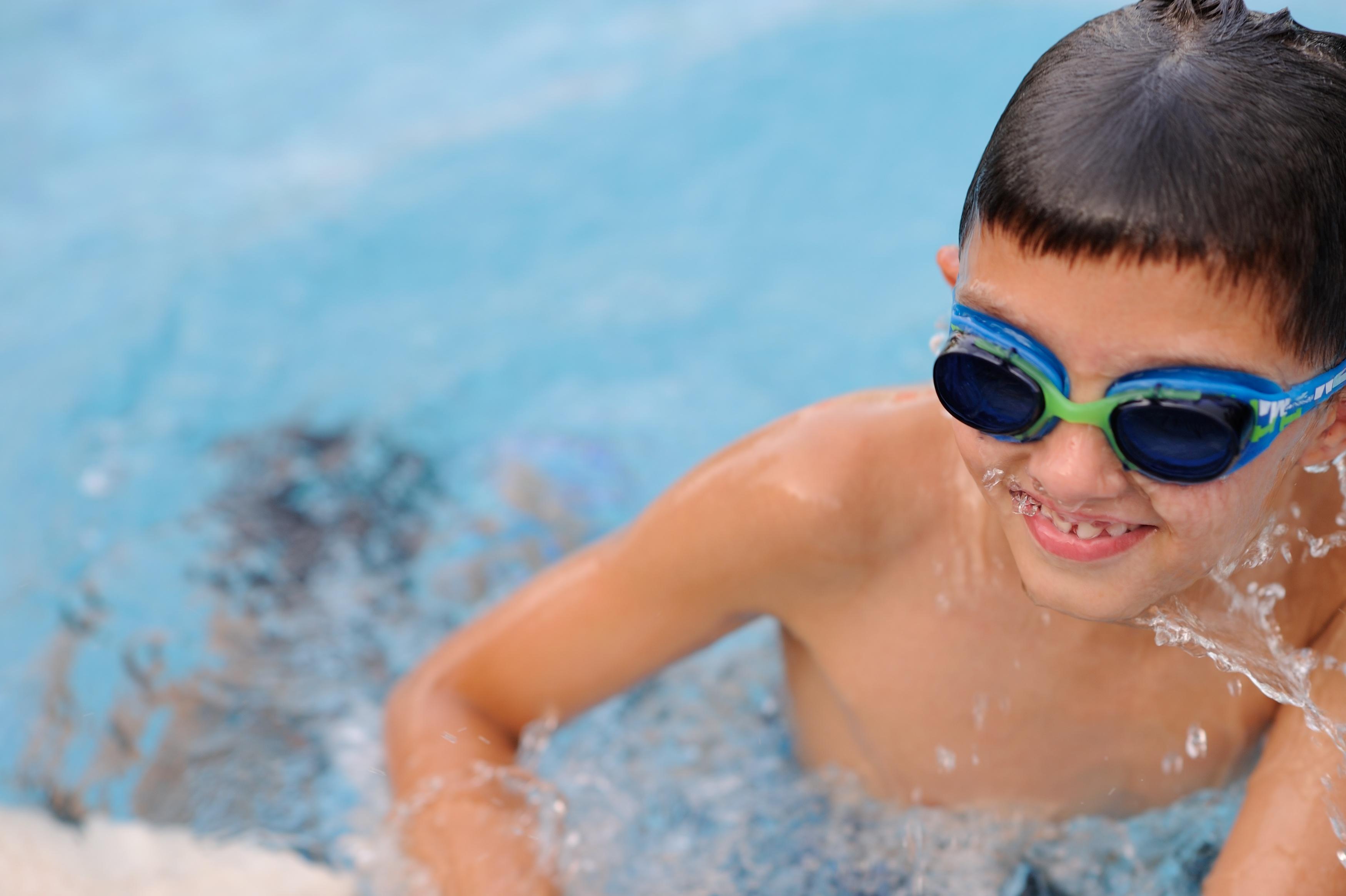 Mövenpick Hotel&Resort Al Bida'a Kuwait Salmiya Exterior foto Swimming goggles