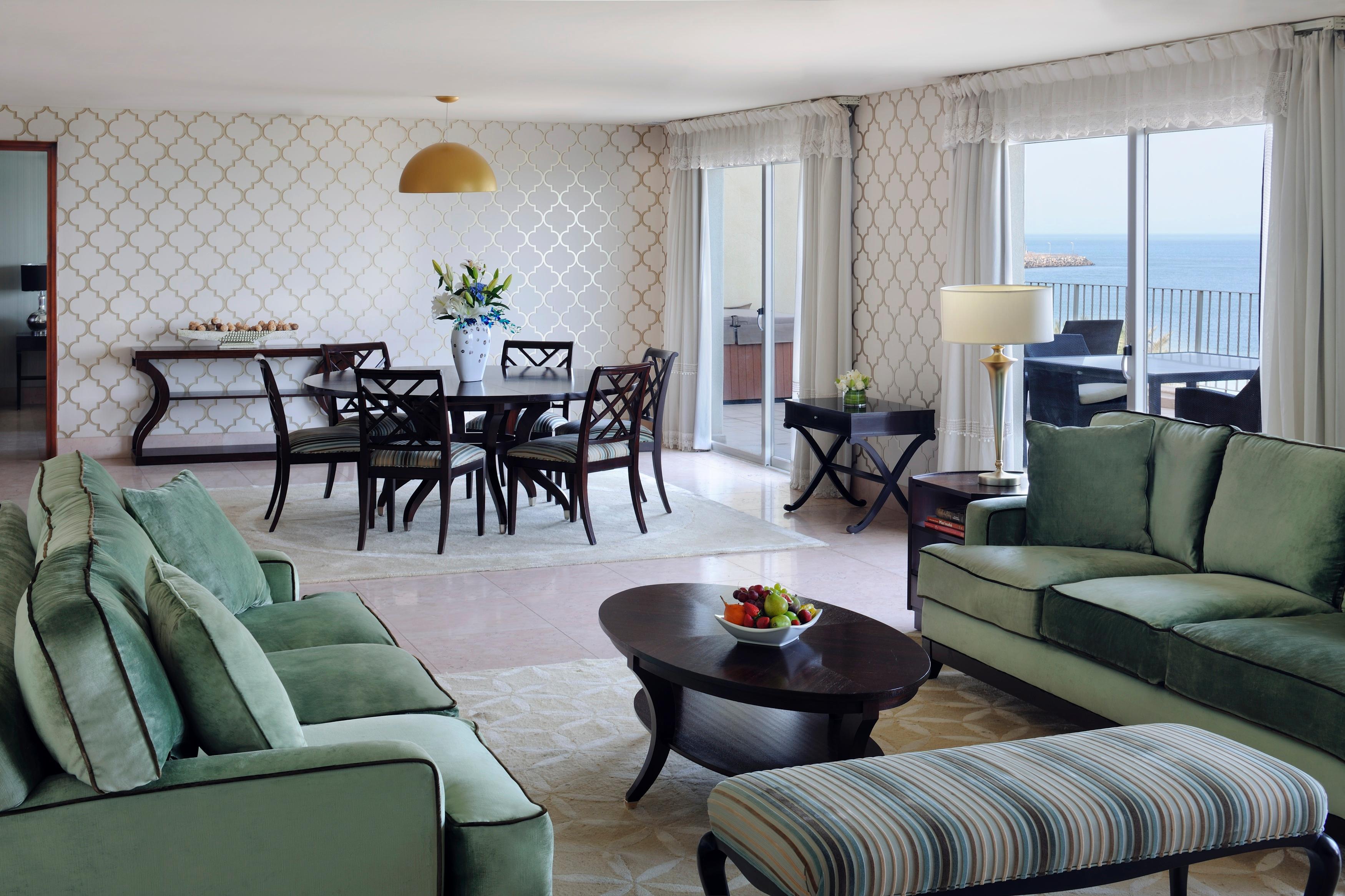 Mövenpick Hotel&Resort Al Bida'a Kuwait Salmiya Exterior foto A living room at the Atlantis Resort